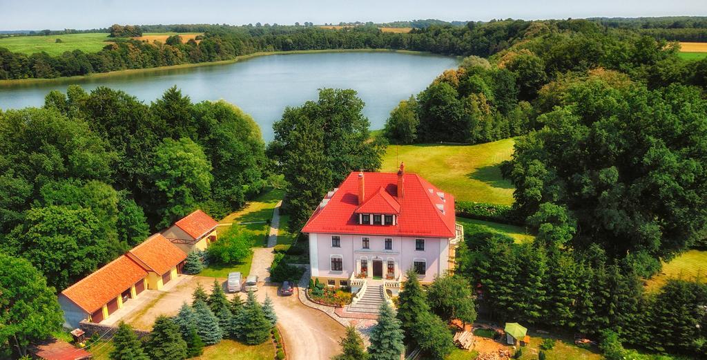 Palac Pozorty Bądki Exteriér fotografie