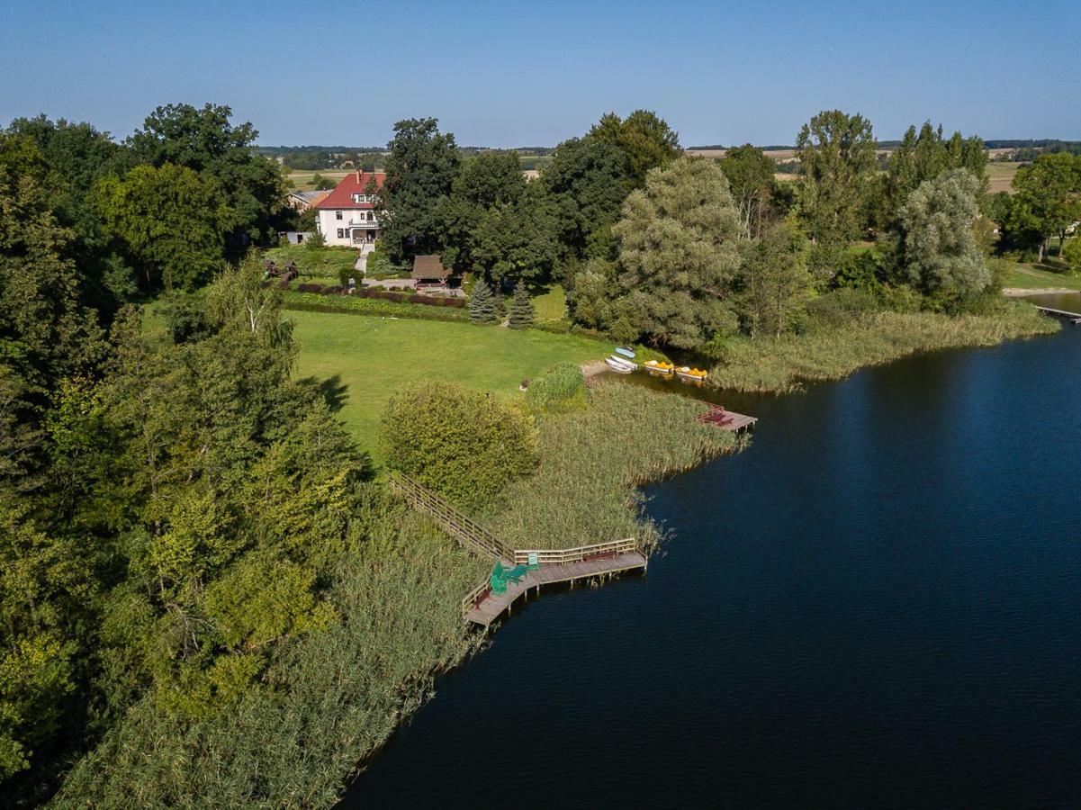 Palac Pozorty Bądki Exteriér fotografie