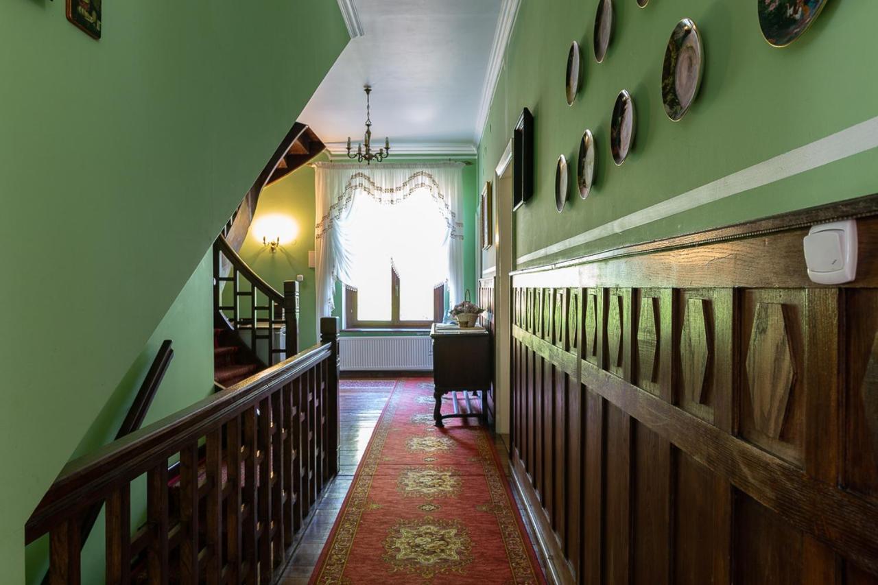 Palac Pozorty Bądki Exteriér fotografie